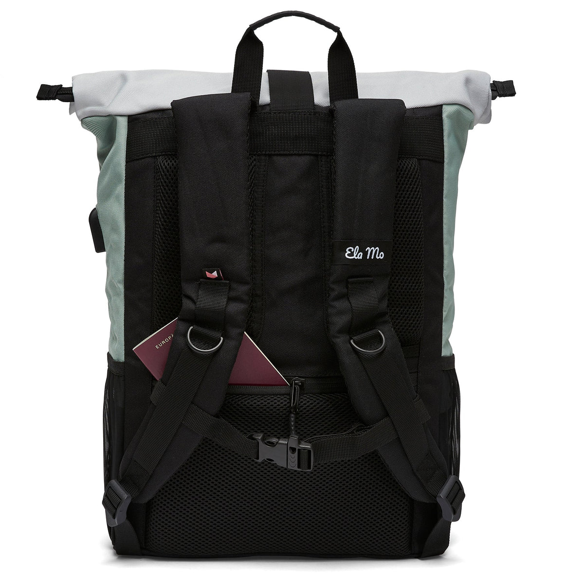 Ela Mo™ Rolltop Rucksack | Mintgrey. Die Rückseite des Rucksacks mit Schulterriemen und kleinem Außenfach.