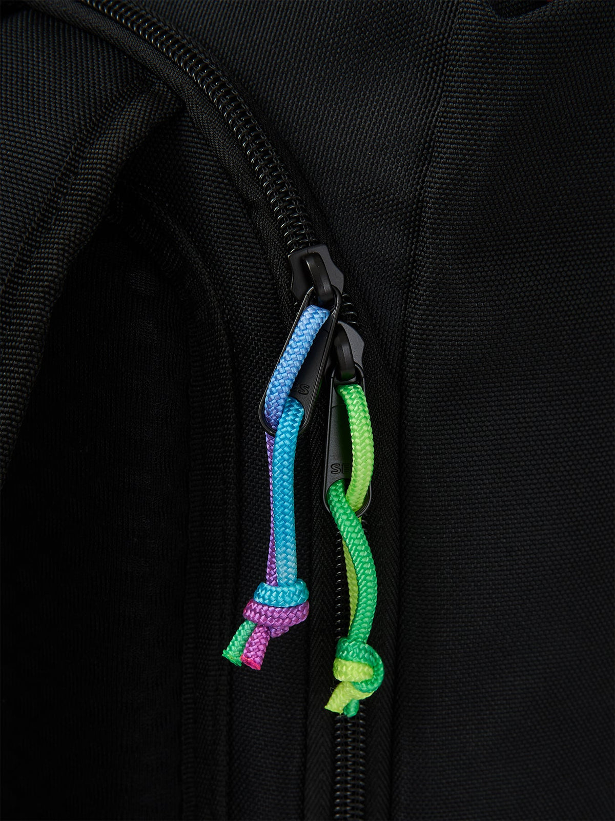 Ela Mo™ Everywhere Rucksack | Rainbow