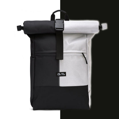 Ela Mo™ Rolltop Rucksack | Black Reflective. Schwarzer reflektierender Rucksack.